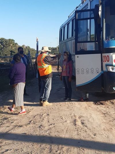 Riguroso control a pasajeros del transporte público en el Alto Paraguay - Nacionales - ABC Color