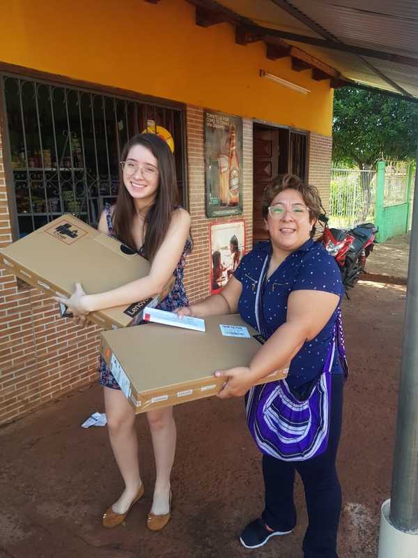 Joven encarnacena gana primer puesto en concurso de ciencias