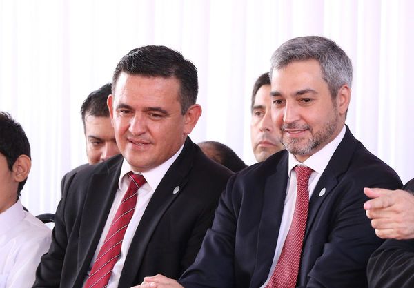 Abdo desoye el voto de censura del Senado al ministro Eduardo Petta