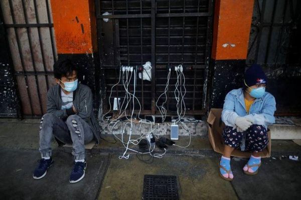 Perú enviará brigadas de salud a casas de pacientes con coronavirus para enfrentar crisis en hospitales