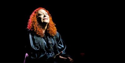 Pueden hacer teatro, ¡pero sin público! | Crónica