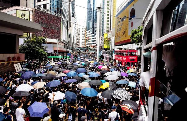 Protesta en Hong Kong contra norma “antisubversiva” que buscan imponer - Internacionales - ABC Color
