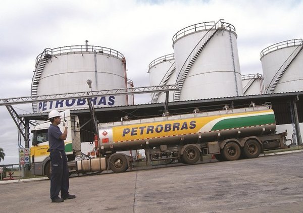 Copetrol mantendrá la marca Petrobras en Paraguay - Campo 9 Noticias