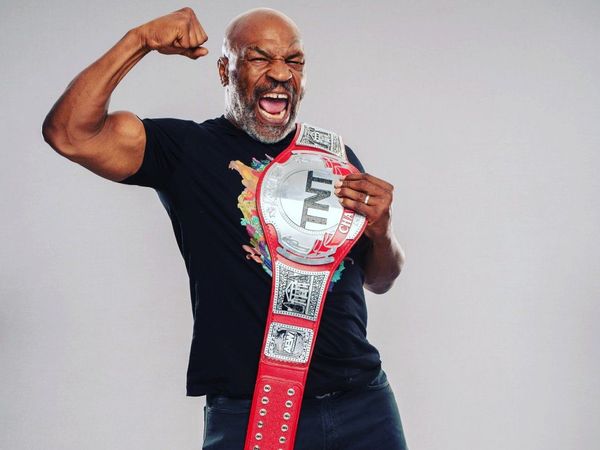 Mike Tyson descarta a Evander Holyfield como su rival en vuelta al boxeo