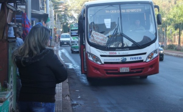 Fase Dos: Habilitan hasta diez personas paradas en los colectivos