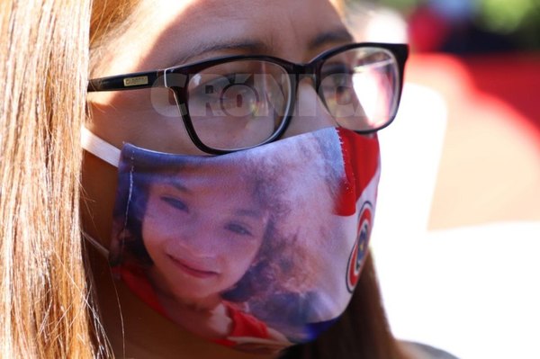¿Dónde está Yuyu? Manifestación frente a la Fiscalía General del Estado | Crónica