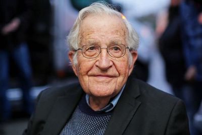 El mundo que viene: “EEUU corre hacia el precipicio”, alerta el filósofo Chomsky - Mundo - ABC Color