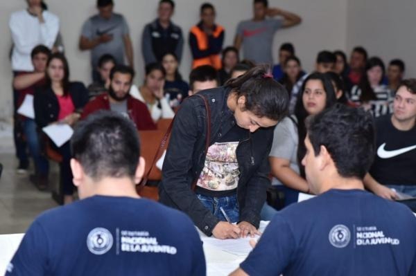 Postulación para Becas de la Juventud se encuentra abierta – Prensa 5