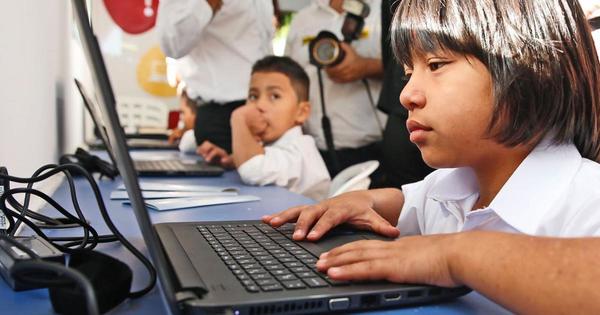 FEEI aprueba US$ 62 millones para brindar internet a más de 2.000 escuelas y colegios