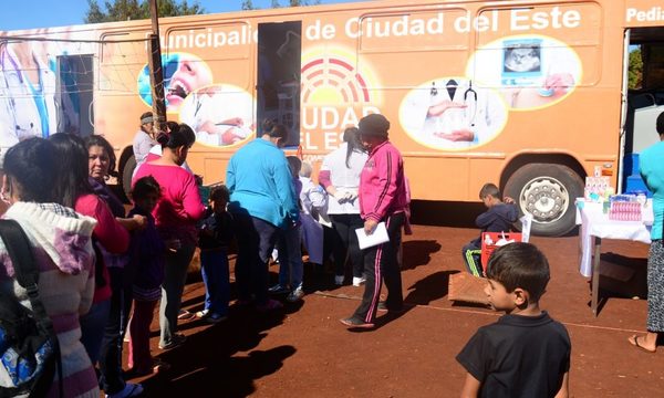 Clínica Móvil Municipal ya brinda asistencia médica a las familias más necesitadas de CDE