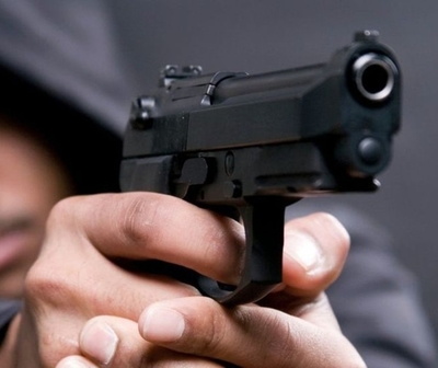Raptó a su ex de 16 años e intentó matarla
