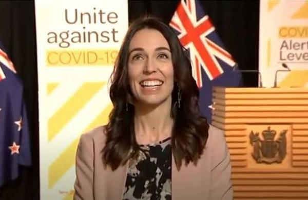 'Es la Mujer Maravilla': Sismo sorprende en vivo a la primera ministra de Nueva Zelanda - C9N