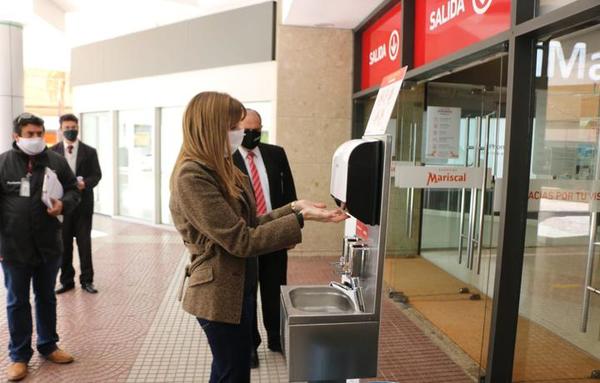 Realizan controles en los shoppings para verificar si cumplen las medidas sanitarias