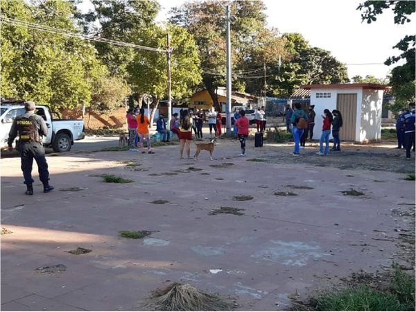 Vecinos del Bañado Sur se manifiestan por escasez de agua