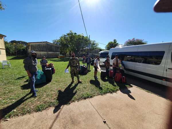 Más de 40 compatriotas abandonan albergue tras dar negativo al COVID-19 - Megacadena — Últimas Noticias de Paraguay