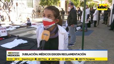 Médicos exigen reglamentación de su jubilación - ABC Noticias - ABC Color