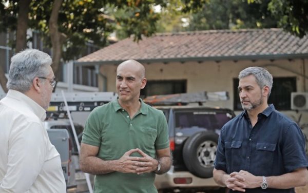 Abdo Benítez brinda pleno respaldo a Mazzoleni