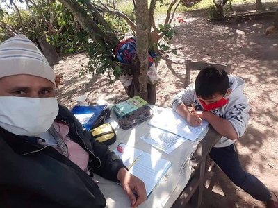CLASES EN LA CASA Profe valé: “No puedo negarles educación” | Crónica