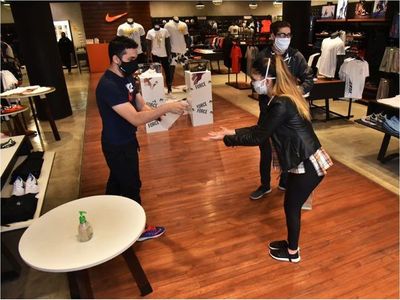 Buena receptividad de clientes en la reapertura de los shoppings