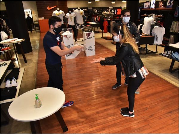 Buena receptividad de clientes en la reapertura de los shoppings
