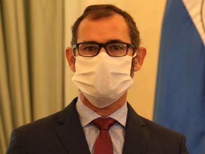 Adjudicación antes de evaluación sería algo  “altamente irregular”