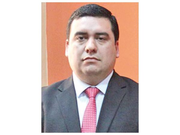 Ex director de Finanzas dijo que informó sobre el incumplimiento de requisitos