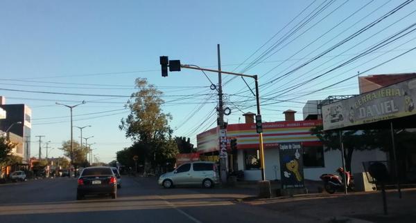 Semáforos dejaron de funcionar en Coronel Oviedo – Prensa 5