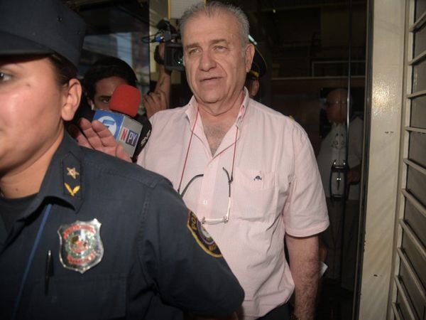 Juez homologa acuerdo entre Ramón González Daher y Hacienda