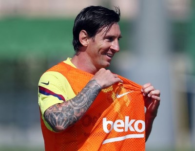 El mundo del fútbol, ante la vuelta de Messi