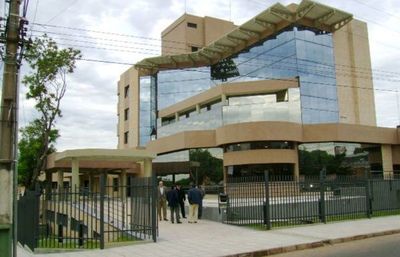 Titular de Registro Civil considera que oficio de bodas en cuarentena es “una falta leve” - Nacionales - ABC Color