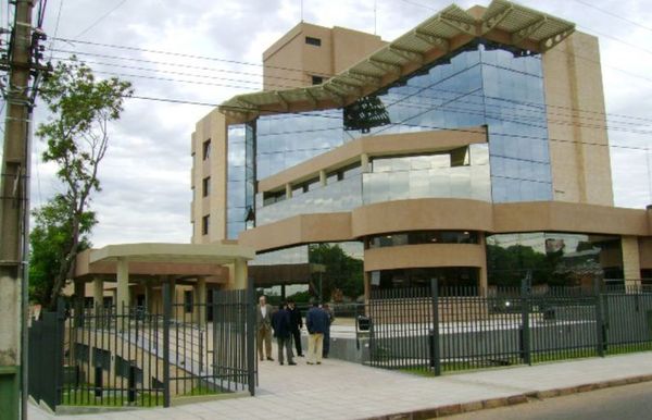 Titular de Registro Civil considera que oficio de bodas en cuarentena es “una falta leve” - Nacionales - ABC Color