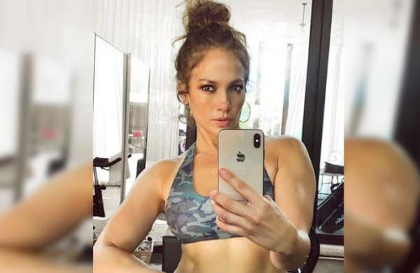 El nuevo reto de baile que Jennifer Lopez lanzó en Tik Tok - C9N