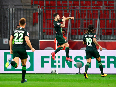 Leverkusen tropieza, pero el Gladbach no lo aprovecha
