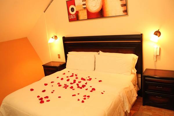 Moteles reabren sus puertas con promociones para reactivar el sector