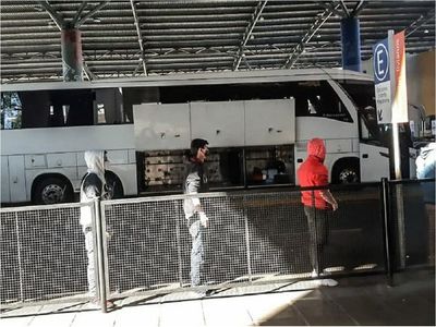 Más de 30 paraguayos ingresan al país por el Puente de la Amistad