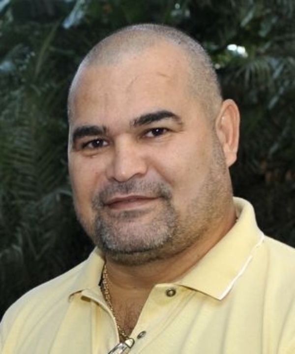 Fijan audiencia de conciliación en querella presentada por Alejandro Domínguez contra Chilavert - Nacionales - ABC Color