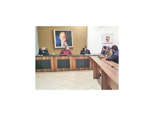 Gobernador pedirá reactivación de los despachos menores bajo plan sanitario