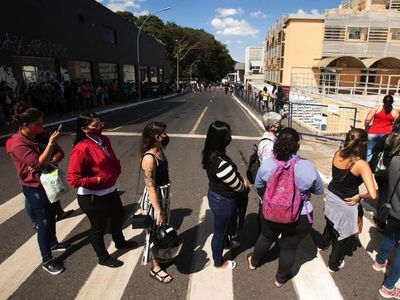 Corrupción y persecución política en Brasil en plena escalada del Covid-19