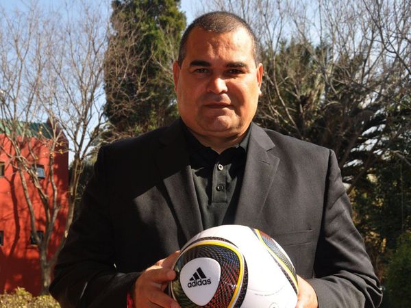 Alejandro Domínguez demanda a Chilavert por calumnia