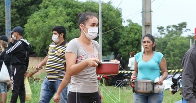 Ollas populares: Referentes comunitarios se movilizan ante falta de apoyo