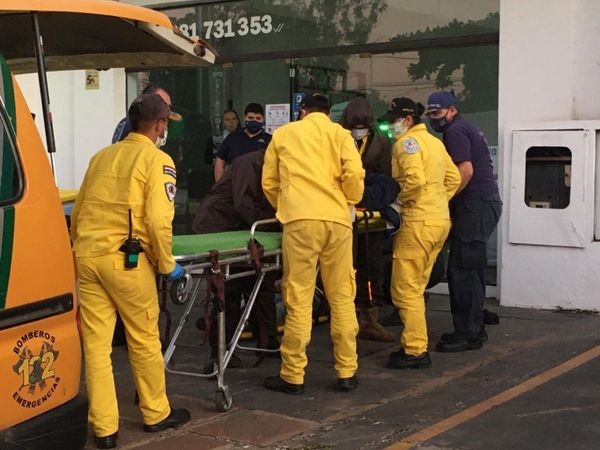 Tres trabajadores electrocutados en local comercial de Luque