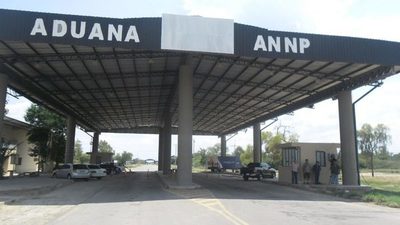 Funcionarios sindicalizados de Puertos piden la salida de Retamozo · Radio Monumental 1080 AM