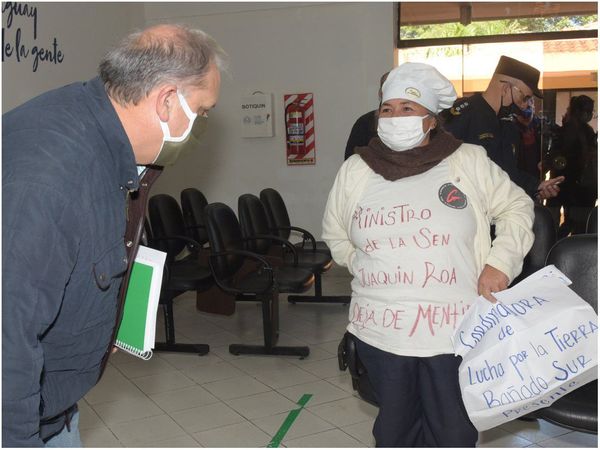 Protestan frente a la SEN y exigen alimentos para ollas populares