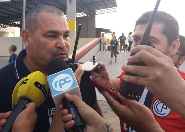 Así recibió Chilavert la demanda de Domínguez - Fútbol - ABC Color
