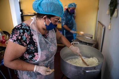 Las zonas pobres de Santiago, una olla a presión sin válvula de escape en la  pandemia - Mundo - ABC Color