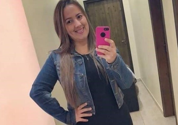 Perece conocida mujer de J. E. Estigarríbia - Campo 9 Noticias