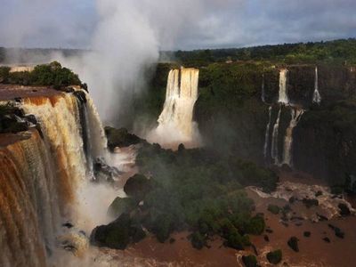 CATARATAS DEL YGUAZÚ RECOBRAN SU CAUDAL TRAS CINCO MESES DE SEQUÍA