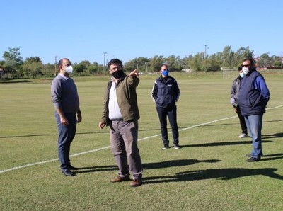 Apuntando al retorno seguro del fútbol - APF