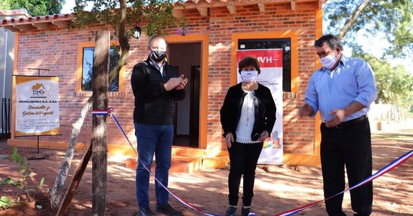 Entregaron 31 viviendas a familias de Ypané