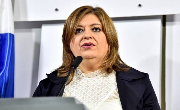 HOY / Diputados rechazan el juicio político a Sandra Quiñónez
